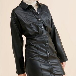 NWT ▪️ FREE PEOPLE x REVOLVE Amber Faux Leather Mini in Black